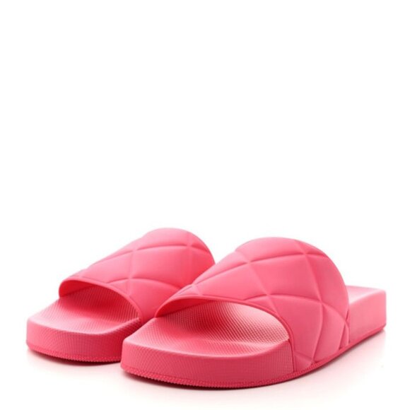 Bottega Veneta Rubber The Slider Sandals in Lollipop,All Products : American Fashion Style Bags On Sale Bottega Veneta Rubber The Slider Sandals in Lollipop,All Products : American Fashion Style Bags On Sale